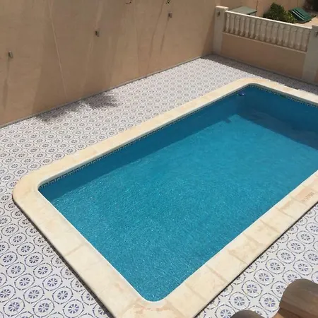 Villa Villa *