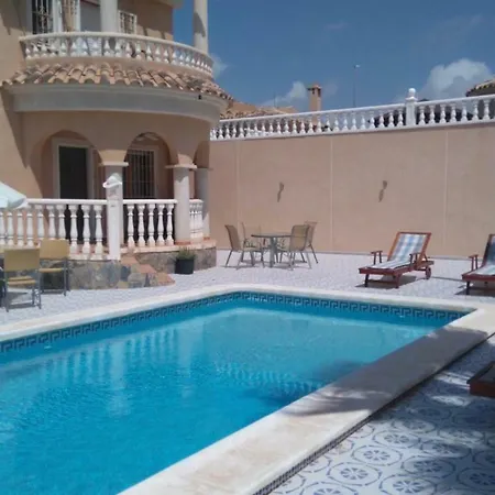 Villa Villa